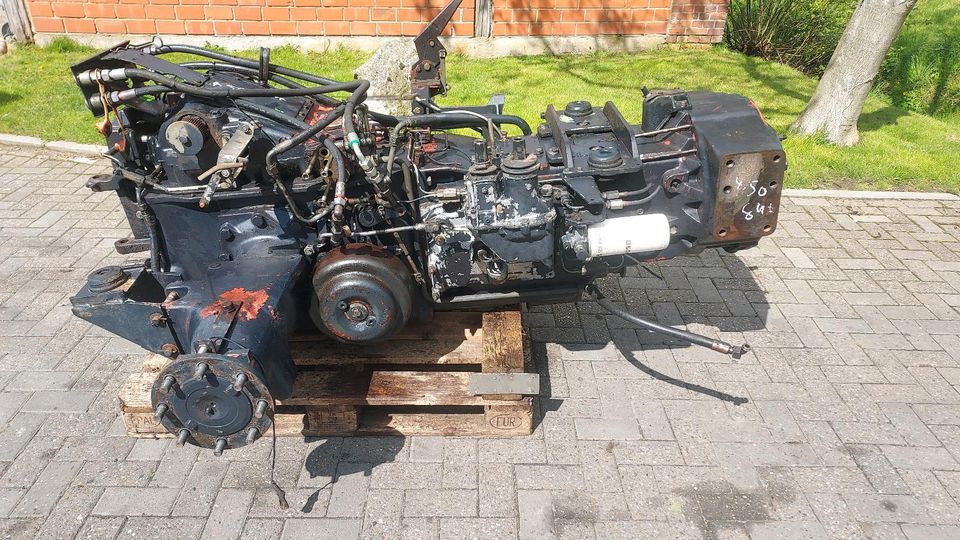 Deutz DX 4.30 4.50 DX 80 86 Getriebe in Rhede