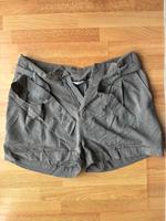 Kurze Hose Shorts grau Only 36 mit Schleife Gürtel Düsseldorf - Stadtmitte Vorschau