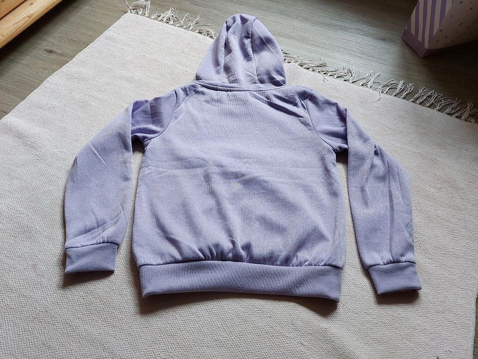 Neu Einhorn Jogginsghose Gr.134 Pullover in Gummersbach