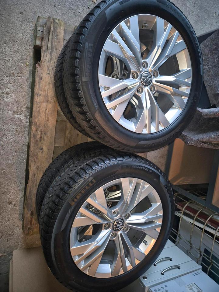 4 x VW Felgen Winter 17 Zoll für Passat Alltrack 215/55/R17 in Dortmund