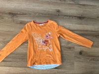 Leichtes Shirt mit Glitzer Schmetterling von kids in Gr. 122/ 128 Hessen - Schlüchtern Vorschau