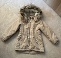 H&M Parka Jacke Gr. 116 beige Mädchen mit Fell Kapuze Berlin - Spandau Vorschau