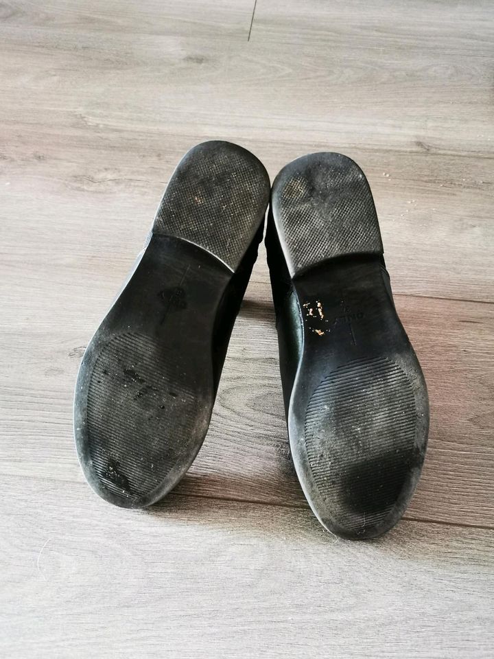 Stiefeletten Größe 37 Schwarz in Magdeburg