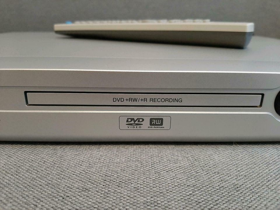 DVD Recorder Player LG DR7400 inkl. Fernbedienung in Stuttgart