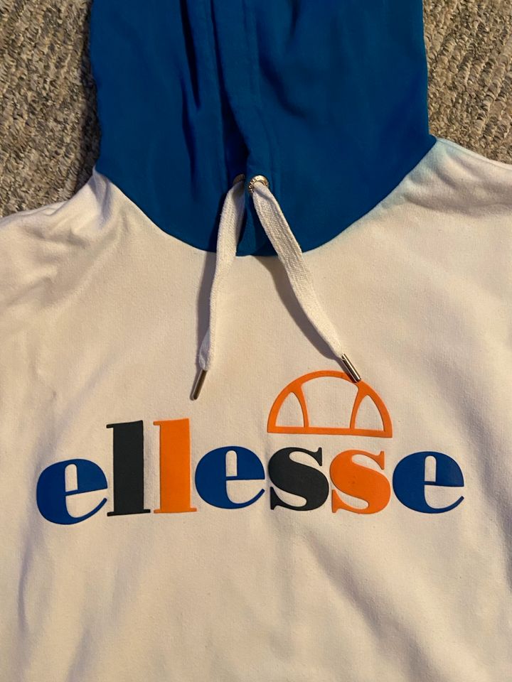 Elesse Hoodie in Arnstadt