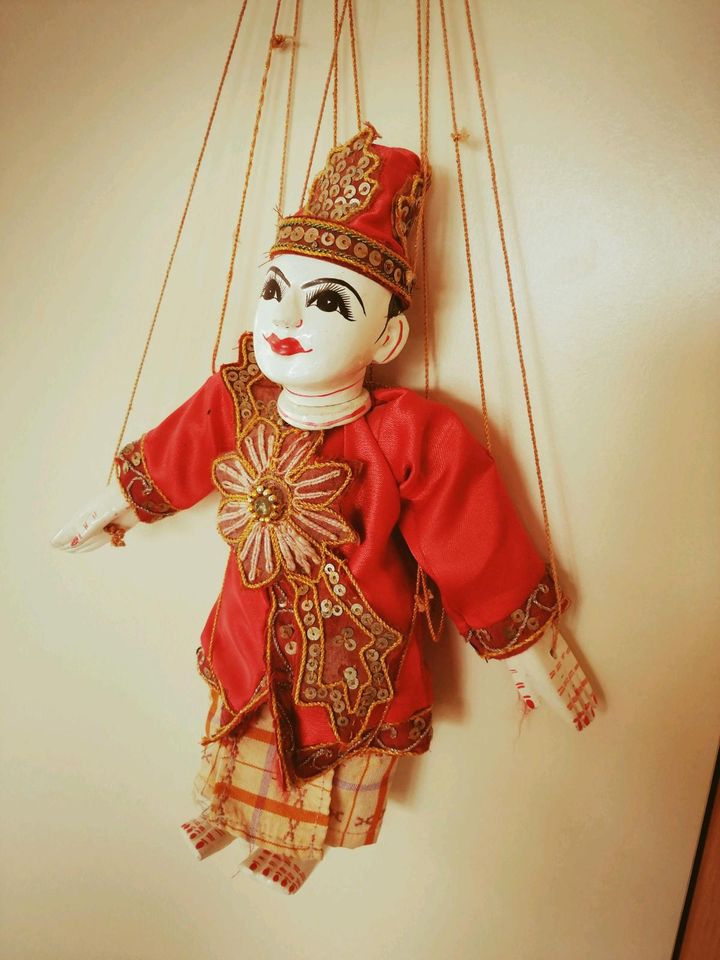 Marionette aus Myanmar in Hamburg