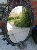 Ovaler Spiegel in schmiedeeisener Fassung Niedersachsen - Butjadingen Vorschau