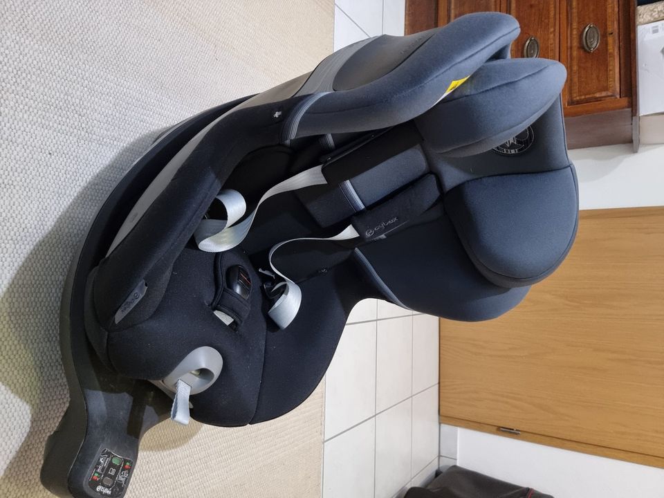 Cybex Gold Sirona S2 i-Size - Reboarder/Isofix - super Zustand! in Egling