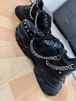Asos Schuhe  Schwarz neu Größe 42 Bayern - Ampfing Vorschau