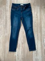 Street One Jeans Hose Gr.30 L 30  Gr.M Dunkelblau Niedersachsen - Upgant-Schott Vorschau
