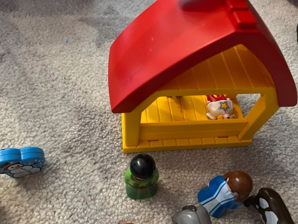 1.2.3. Playmobil Weihnachts-Krippe mit Weihnachtsmann & Schlitten in Kröppelshagen-Fahrendorf