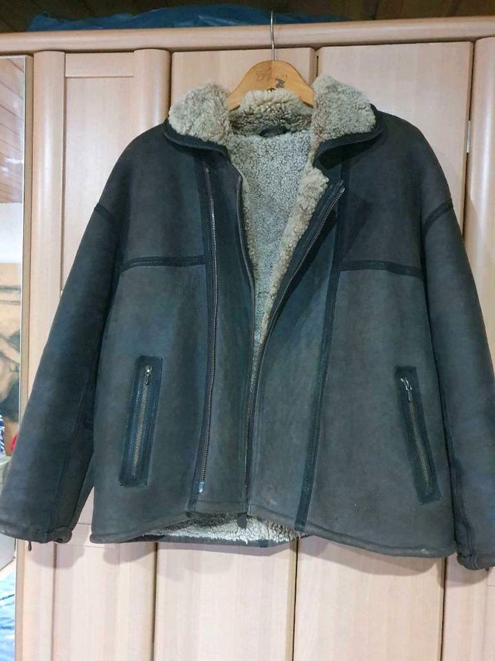 Damen Lammfelljacke in Heiligenhaus