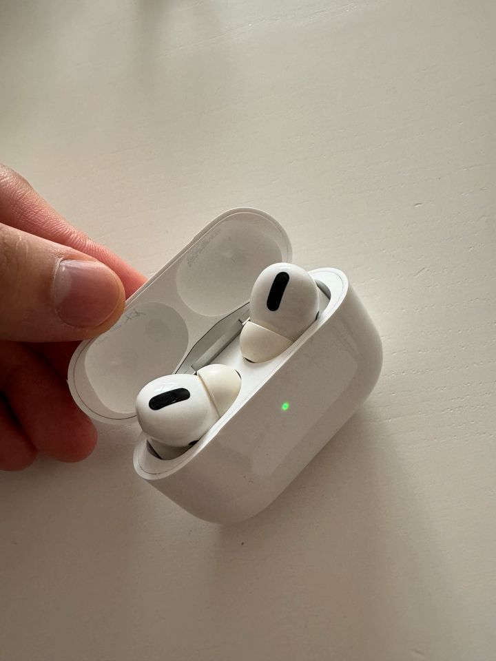 AirPods gen 1 (Originalverpackung) in Berlin