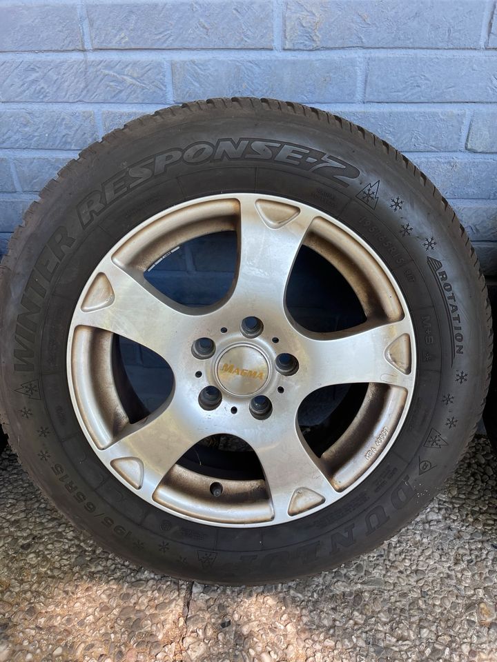 Winterreifen auf Alufelge  Dunlop Reifen 195/65R15 in Krefeld