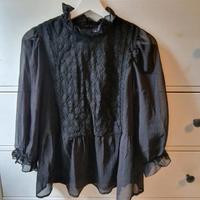 Schwarzes Oberteil von Vero Moda in Gr. S Nordrhein-Westfalen - Velbert Vorschau
