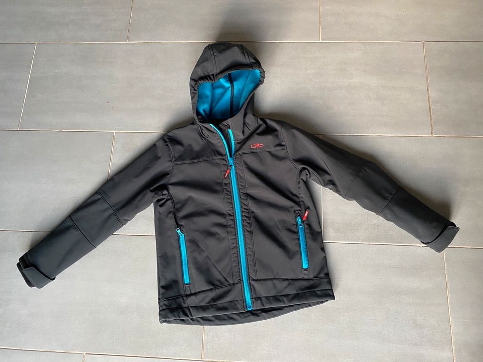 Nordrhein-Westfalen Softshelljacke CMP in Gr. - jetzt eBay blau 140 | ist wasserdicht Pulheim Kleinanzeigen Kleinanzeigen NEU winddicht