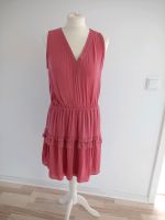 Cocktailkleid kurzes Kleid Chiffon Größe M 38 Niedersachsen - Heidenau Vorschau