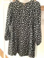 Ein schönes Kleid von Mango Gr. S  Neu Hessen - Offenbach Vorschau