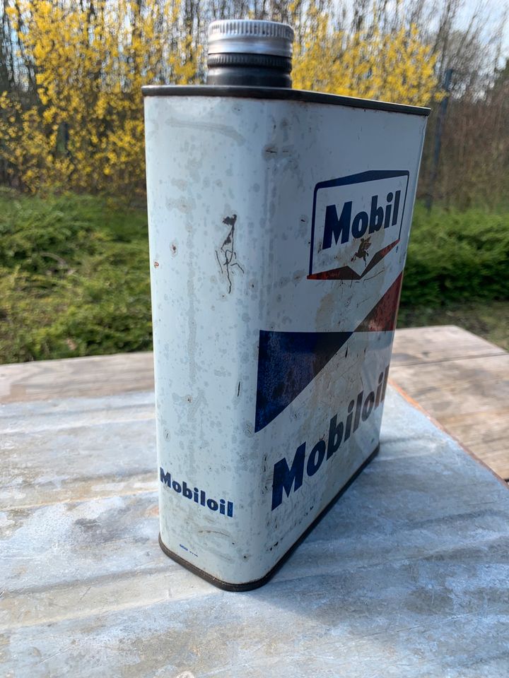 Mobiloil Öldose 60er Jahre Pegasus Vespa Harley Scooter Deko Loft in Korschenbroich