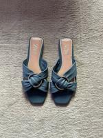 Zara Damen Sandalen - Gr. 38 - blau - Slides Schlappen Ludwigsvorstadt-Isarvorstadt - Isarvorstadt Vorschau