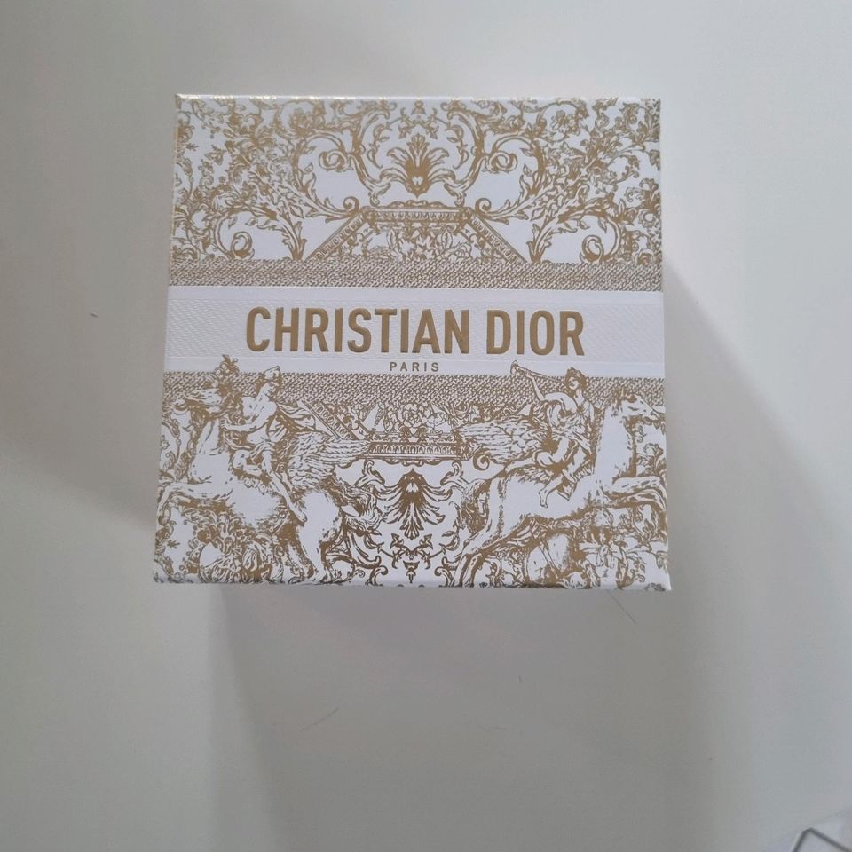 -LEERE CHRISTIAN DIOR BOX- in Much