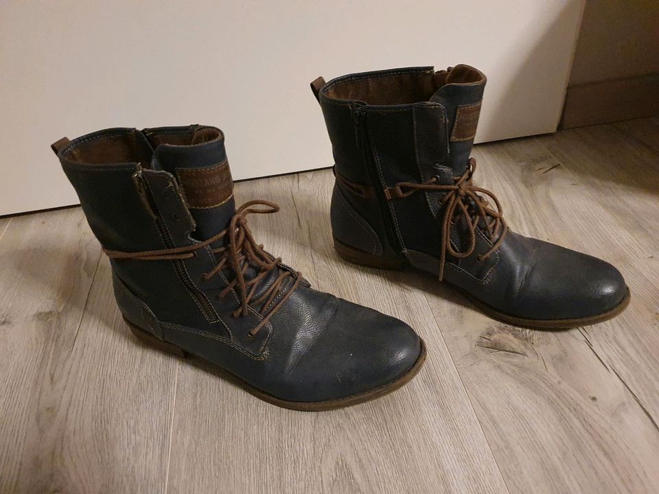 Stiefel Mustang 44 blau neuwertig Stiefeletten in Solingen