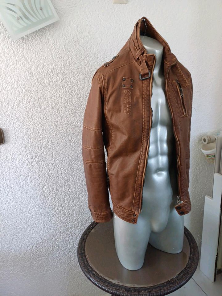 Kunstleder Jacke in Besigheim