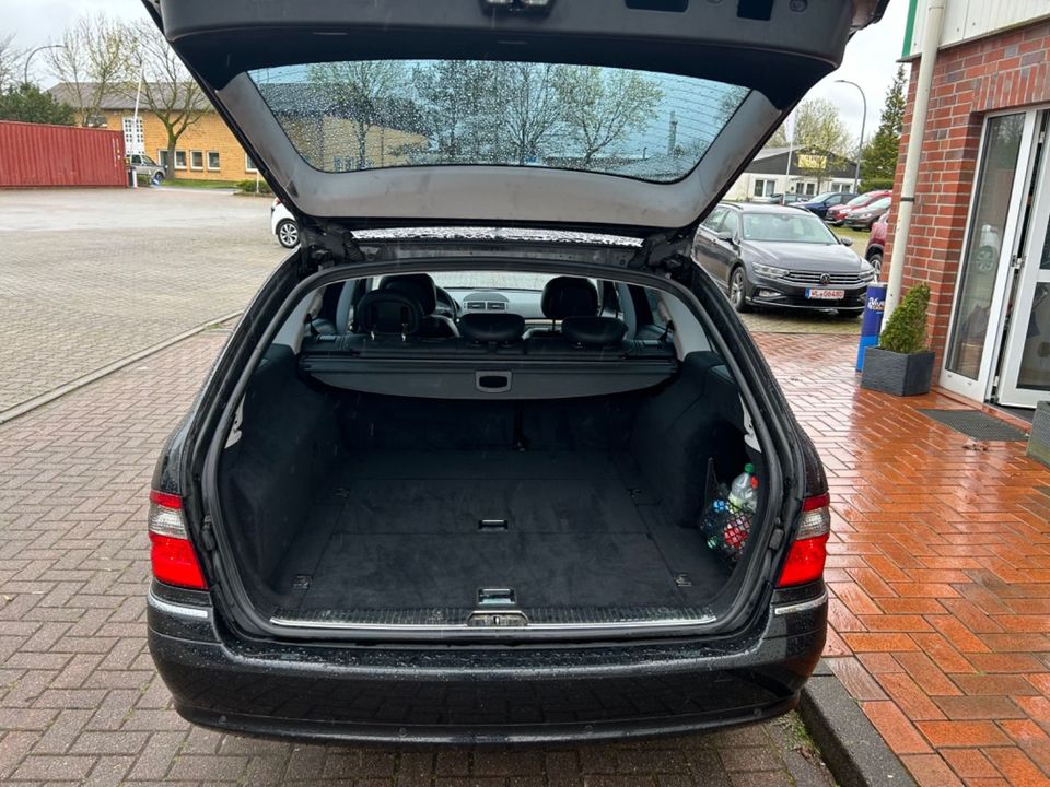 Mercedes-Benz E 220 Avantgarde T-Modell*XENON*NAVI*LEDER*SITZH in Hollenstedt