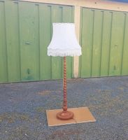 Stehlampe Oma vintage Holz gedrechselt retro antik Sachsen - Heidenau Vorschau