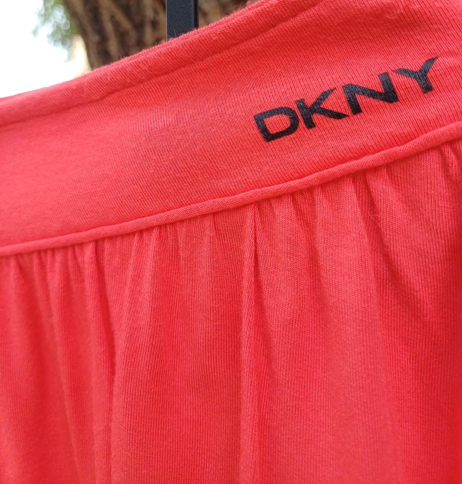 DKNY Sommer Rock  * Top Zustand in Stuttgart