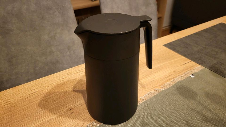 Isolierkanne Kaffeekanne Ikea Underlätta in Brake (Unterweser)