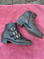 Stiefelette Damenschuh Gr. 36 mit Schnallen Echtleder Remonte Sachsen-Anhalt - Aschersleben Vorschau