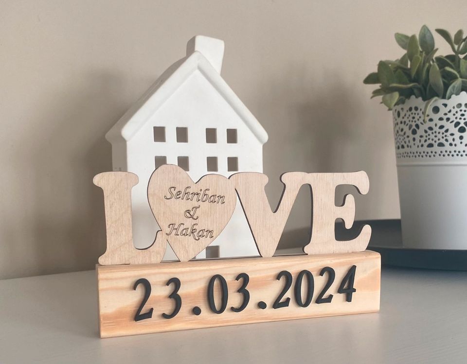 Love Aufsteller, Hochzeit, Verlobung, Geburt, Personaliesierbar in Ahnsbeck