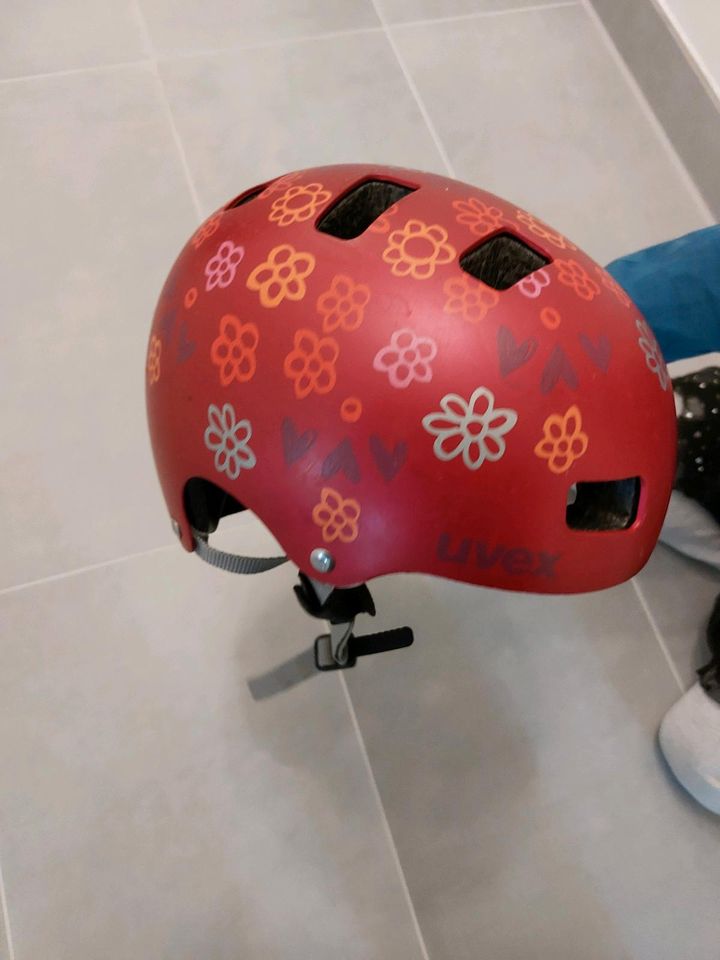 Uvex Kids Fahrradhelm 51-55 cm in Haar