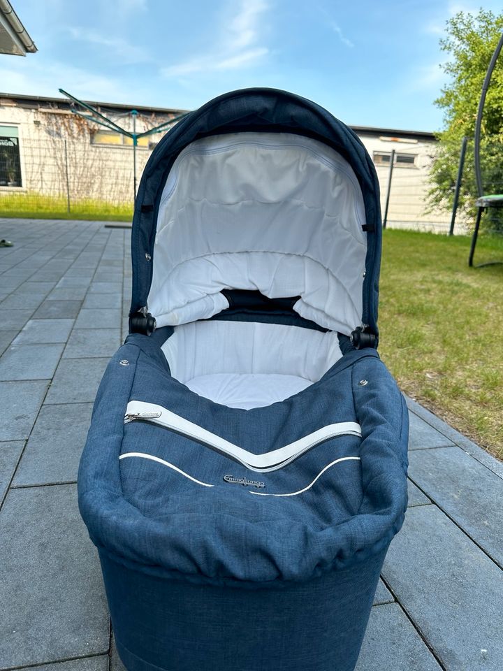 Emmaljunga Kinderwagen mit Babyschale in Nienburg (Weser)