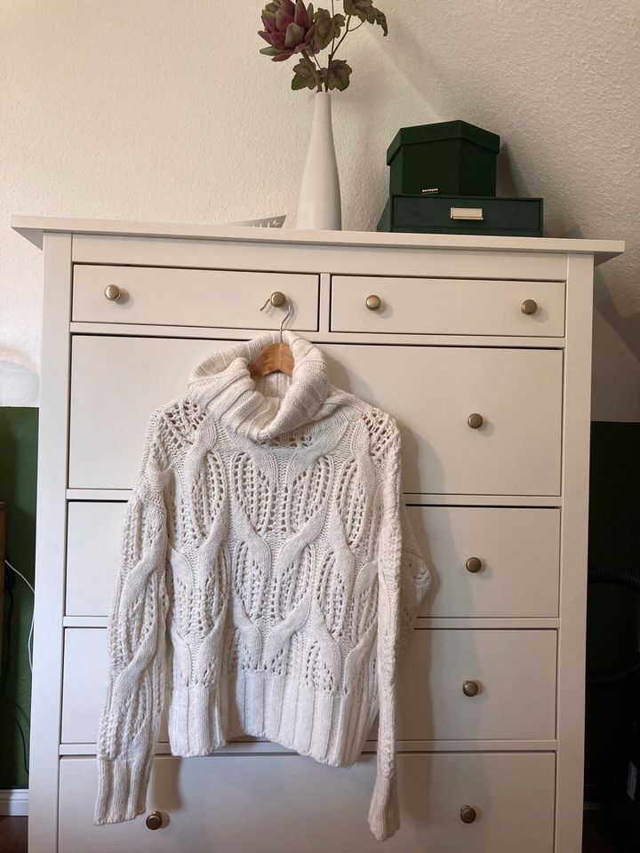 Reserved Pullover Wolle Strick Creme M in Hamburg