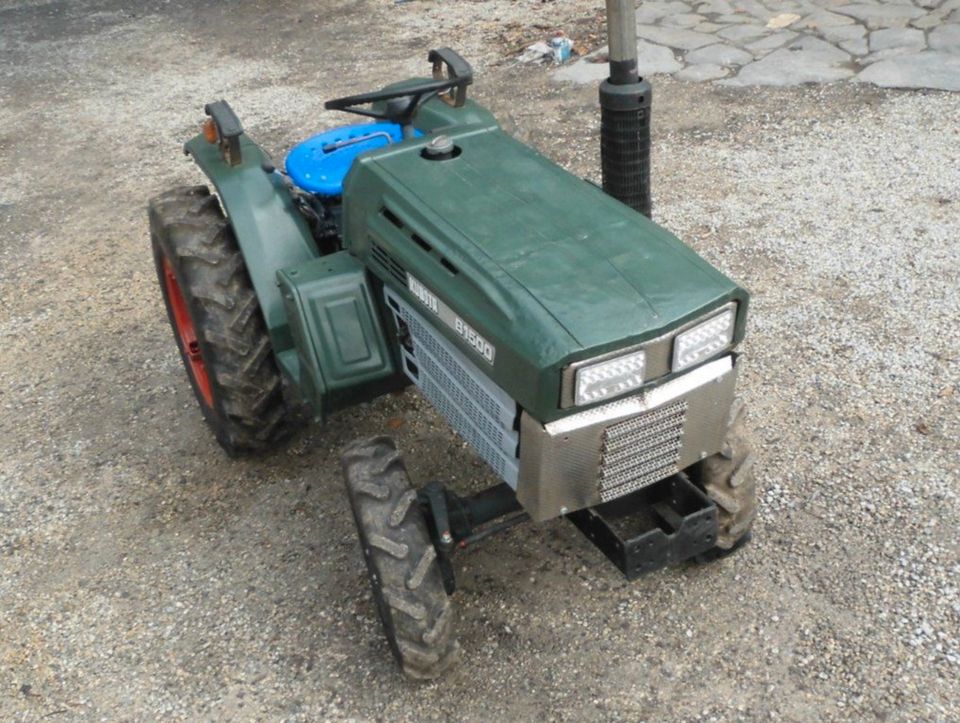 Traktor Kubota B1500 Kleintraktor Schlepper Kleinschlepper Cat1 in Sonneberg