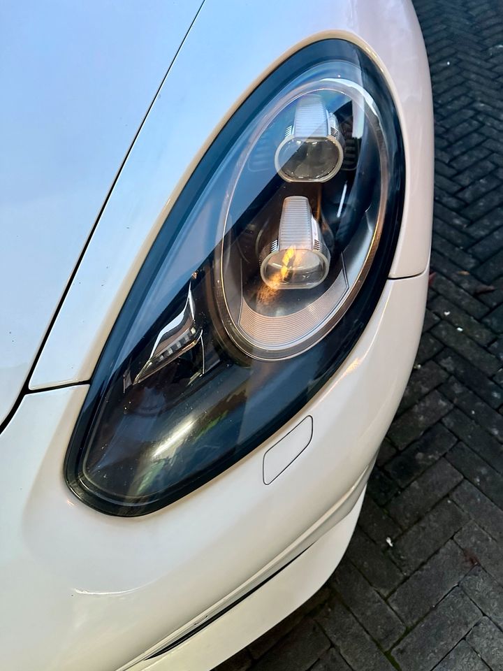 Porsche Panamera LED Scheinwerfer 970.2 GTS 4 Punkt 97063197403 in Bochum