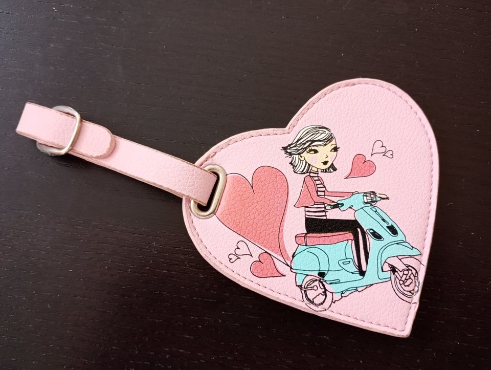 Kofferanhänger rosa Herz neu unbenutzt Baggage Tag in Limburgerhof