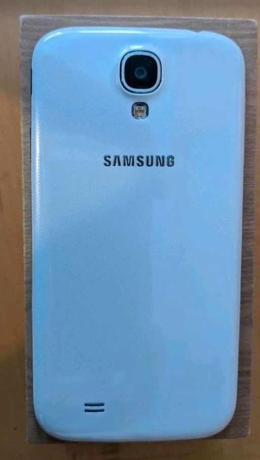Samsung Galaxy S4 - White Frost - 16 GB in Löf