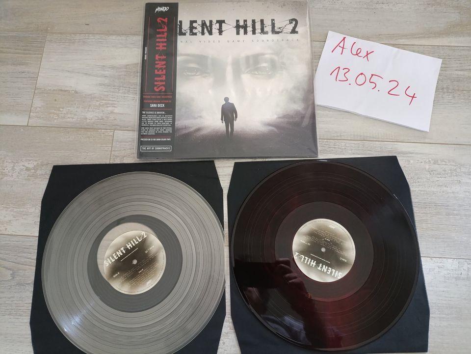 Silent Hill 2 Soundtrack Vinyl VGM (2LP, Fog/Red & Black Swirl) in Vettweiß