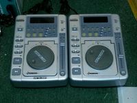 2 RELOOP RC-600 MK II; 2 CD-Player,  defekt!! Berlin - Mitte Vorschau