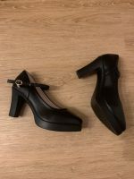 Schwarze High heels mit Riemchen Nürnberg (Mittelfr) - Mitte Vorschau