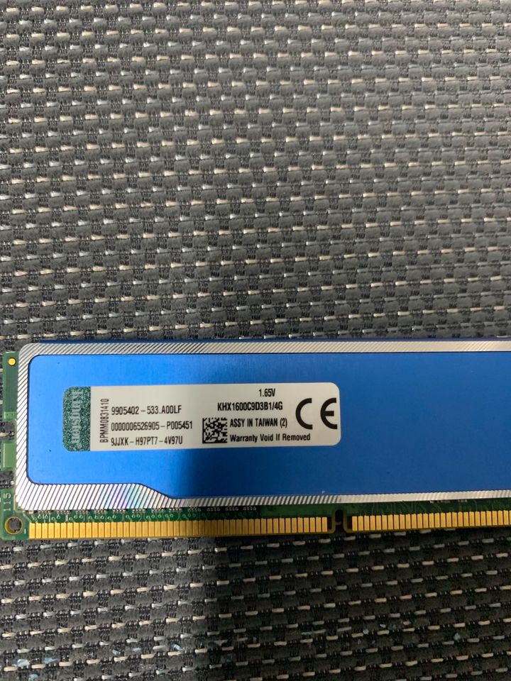 Gute 4 GB RAM - Kingston in Nürtingen