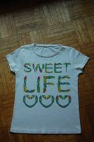 Wie NEU T-Shirt SWEET LIFE Papageien Mädchen weiß Gr. 122 - 128 Sachsen-Anhalt - Thale Vorschau