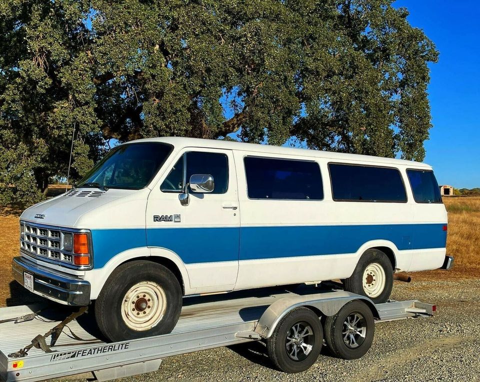 Dodge B350 RAM Van |V8, 5.9l, 360cui, Automatik| in Wörth an der Isar