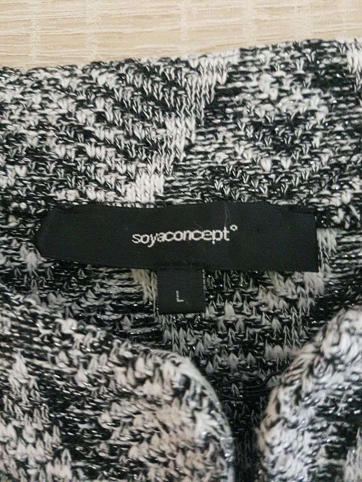 Soyaconcept Strickjacke in Hürth