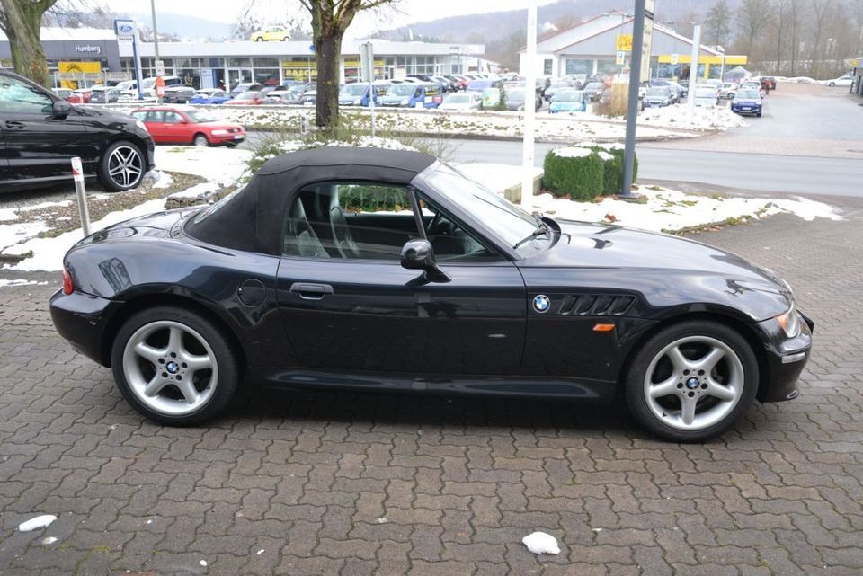 BMW Z3 roadster 2.8*Leder*Sitzheizung*TÜV Neu in Bad Driburg