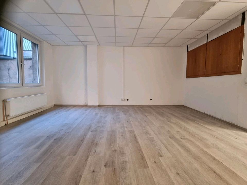 Büro/Praxis/Kanzlei, 84 qm, Innenstadt, provisionsfrei, TOP Lage in Erkelenz