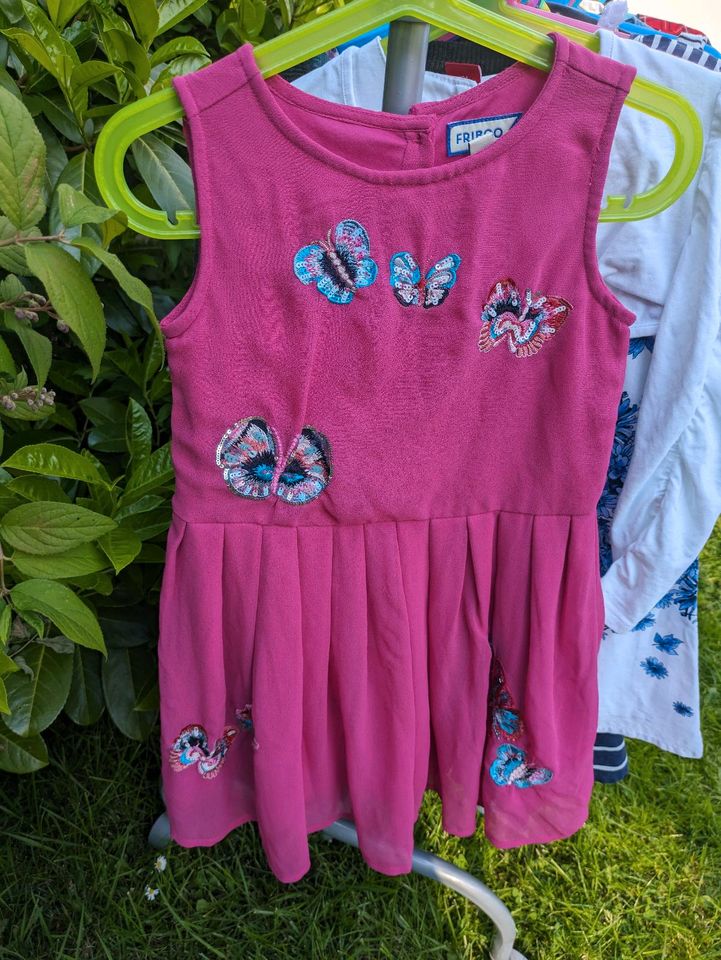 Kleid friboo 110/116 in Lünen